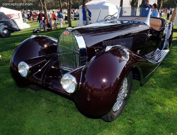 Bugatti Type 37 old car