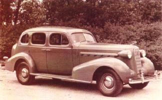 1936 LaSalle five-passenger touring sedan with trunk