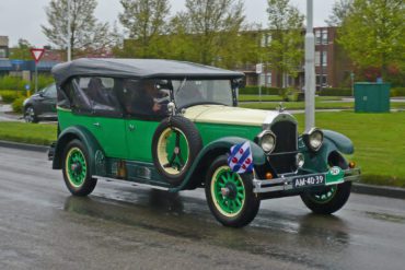 1926 Willys-Knight Model 66 Touring