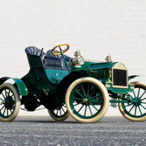 1904 Oldsmobile French Front Touring Runabout