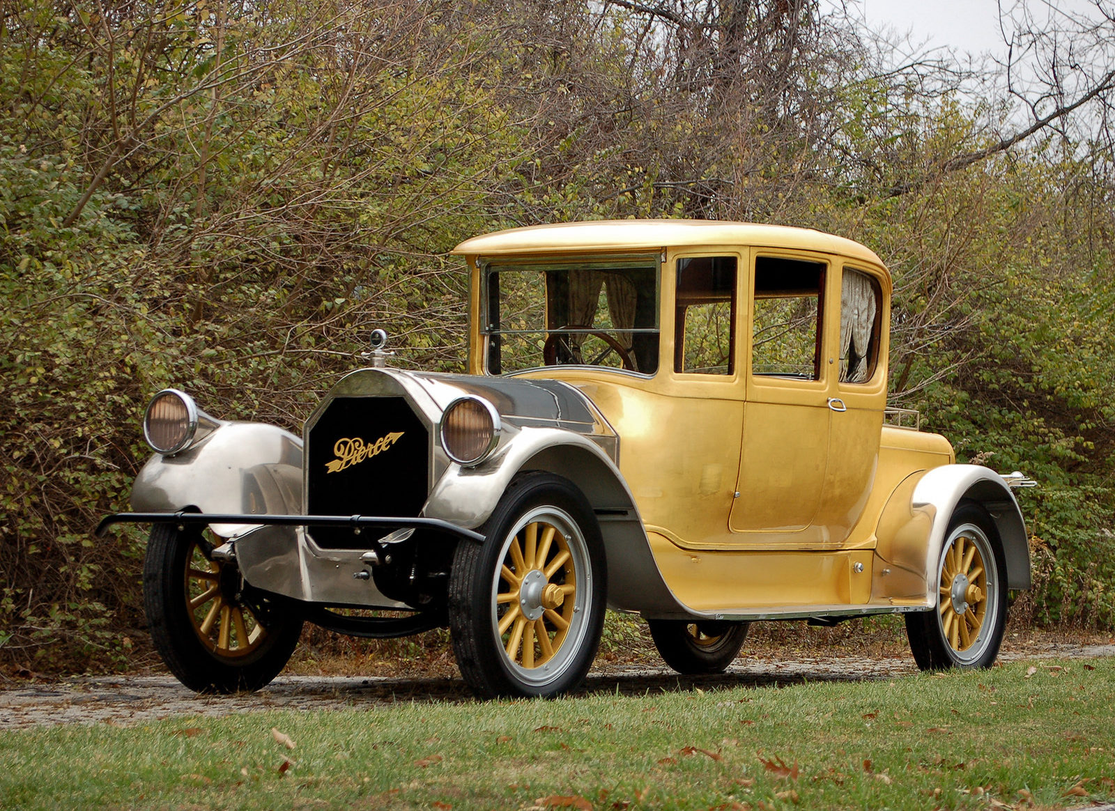 1920 Pierce-Arrow Model 48