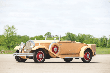 1931 Packard Deluxe Eight Convertible Coupe