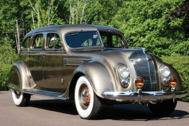 1936 Chrysler Imperial Airflow Sedan