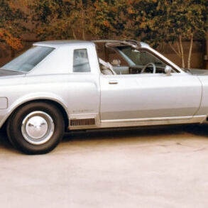 1977 Chrysler LeBaron Turbine Concept