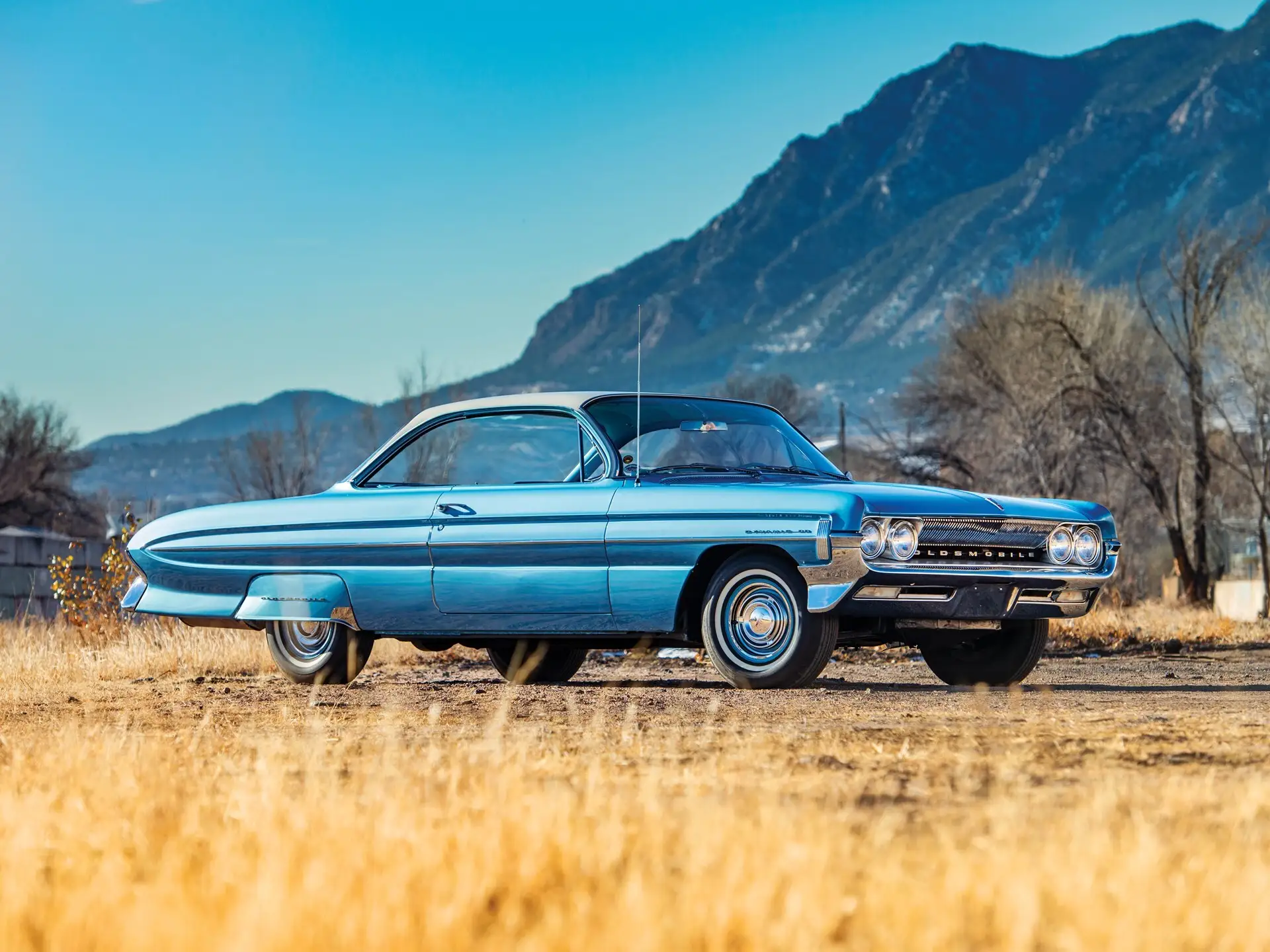 1961 Oldsmobile Dynamic 88 'Bubble Top' Coupe
