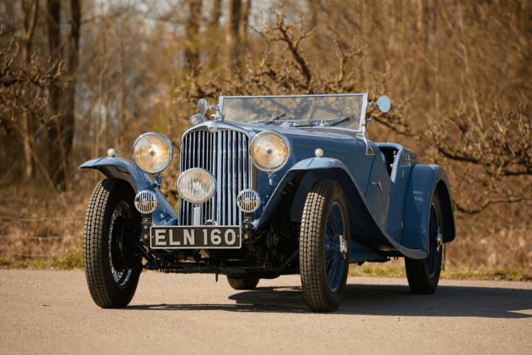 Amazing Classic Cars: Classic Car Specs, Pictures, Videos