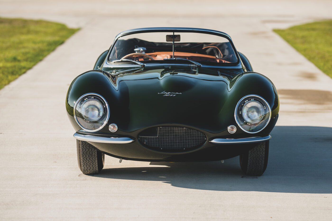 1957 Jaguar XK-SS - Amazing Classic Cars