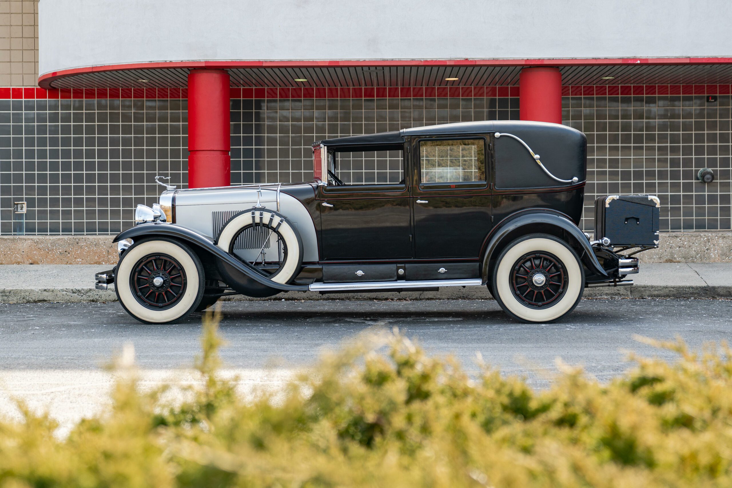 1929 Cadillac Series 341-B V-8 Transformable Town Cabriolet
